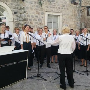Koncerts Melnkalnes kūrortā Budva 2016.septembrī